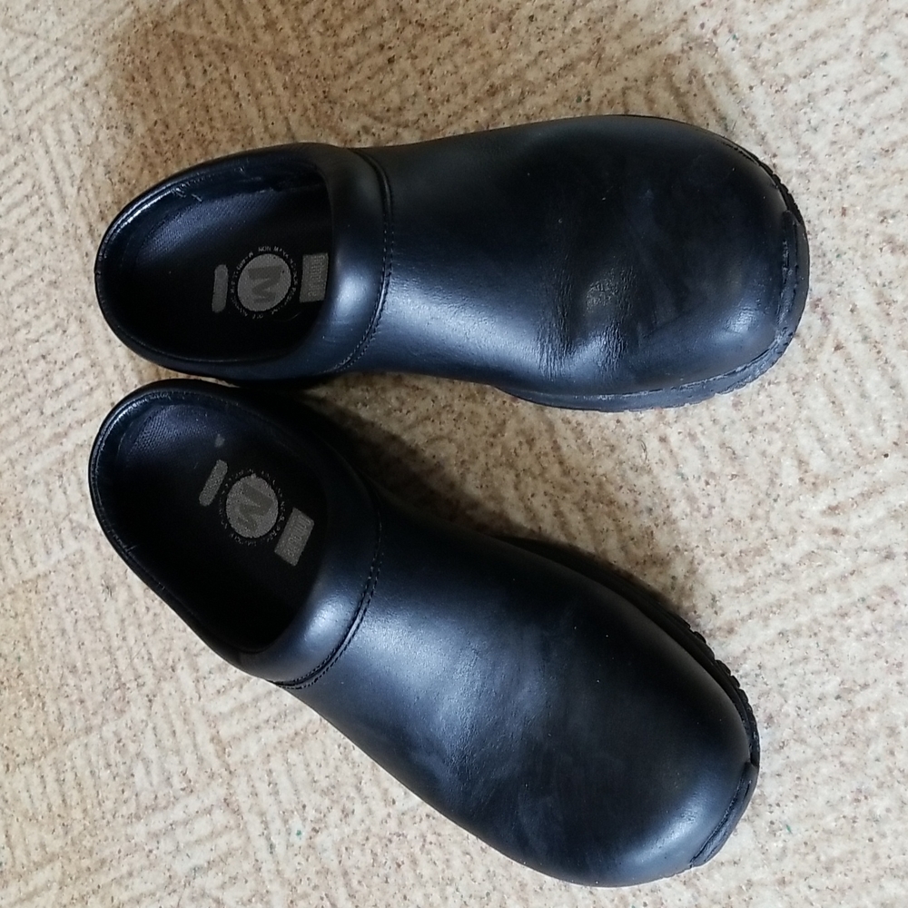 Black Encore Groove Merrell shoes